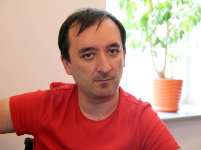 Арештували кримськотатарського журналіста Османа Пашаєва