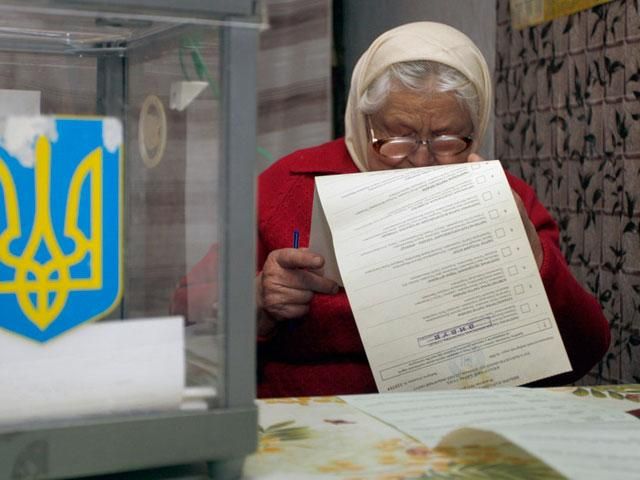 Заканчивается срок регистрации украинцев, которые будут голосовать за границей