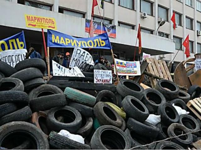 Тарута каже, що в Маріуполі приберуть всі барикади Тарута каже, що в Маріуполі приберуть всі барикади