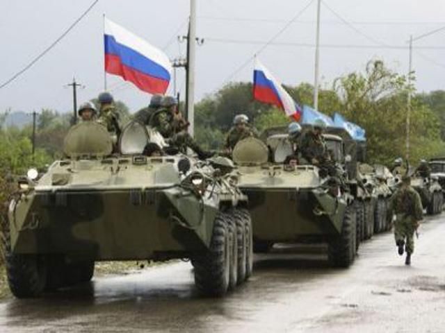 У НАТО не підтверджують відведення військ РФ від кордону з Україною