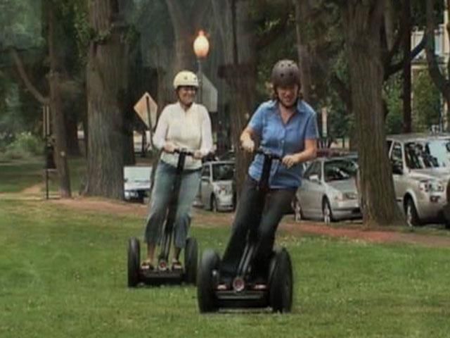 Сегвей уверенно "завоевывает" нишу среди транспортных средств Сегвей уверенно "завоевывает" нишу среди транспортных средств