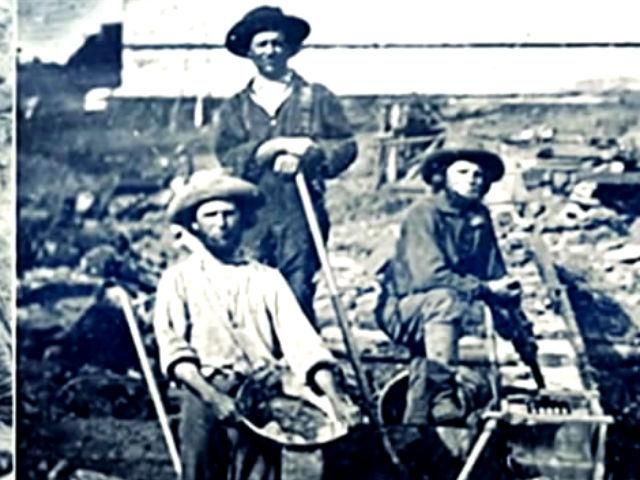 Первые джинсы создали для искателей золота, ведь были прочные и удобные Первые джинсы создали для искателей золота, ведь были прочные и удобные