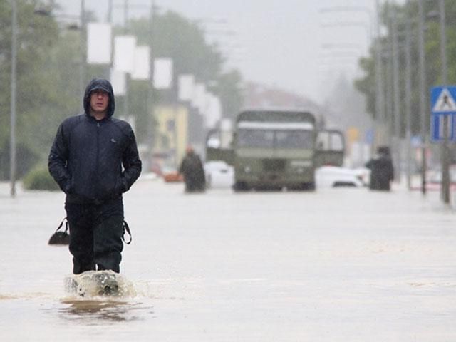 Паводки у Боснії: півмільйона людей евакуювали