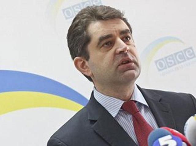 Диверсанти проникають в Україну під виглядом журналістів, — МЗС Диверсанти проникають в Україну під виглядом журналістів, — МЗС