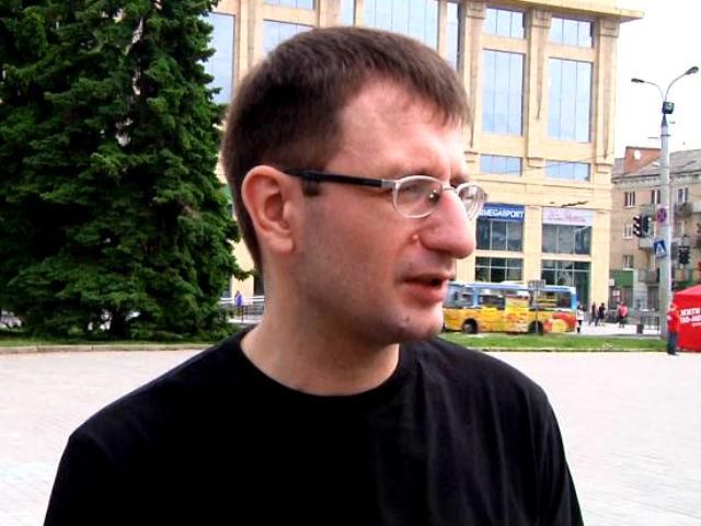 Среди сепаратистов есть романтики, русофилы, но очень много криминалитета, — журналист Среди сепаратистов есть романтики, русофилы, но очень много криминалитета, — журналист