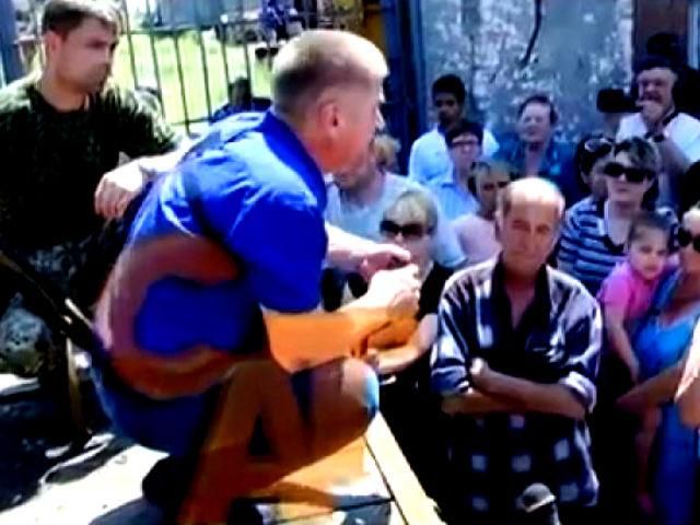 Самопроголошений мер Слов’янська Пономарьов заявив, що не визнає уряд ДНР Самопроголошений мер Слов’янська Пономарьов заявив, що не визнає уряд ДНР