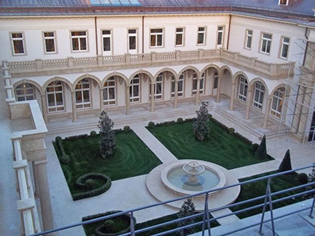 Путин построил свое имение за деньги, выделенные на медицину Путин построил свое имение за деньги, выделенные на медицину