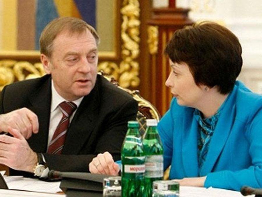 ГПУ розслідує, куди Лукаш та Лавринович поділи державні гроші ГПУ розслідує, куди Лукаш та Лавринович поділи державні гроші