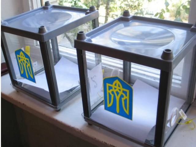 У Маріуполі виборча комісія не підкорилася сепаратистам У Маріуполі виборча комісія не підкорилася сепаратистам