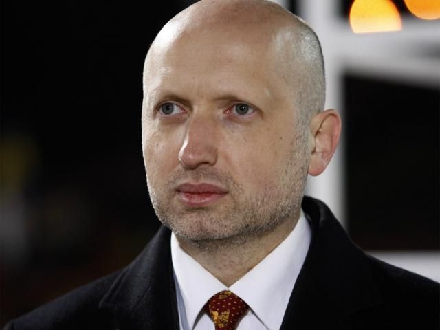 Турчинов висловив співчуття родинам загиблих військових під час АТО Турчинов висловив співчуття родинам загиблих військових під час АТО