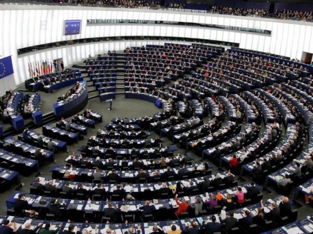 Ірландці та чехи обиратимуть своїх представників в Європарламенті Ірландці та чехи обиратимуть своїх представників в Європарламенті