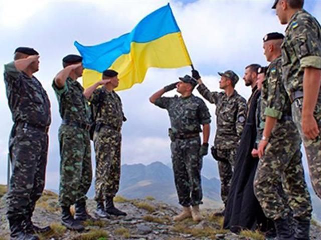 За первый день украинцы купили "военных" облигаций на 320 тыс. грн. За первый день украинцы купили "военных" облигаций на 320 тыс. грн.