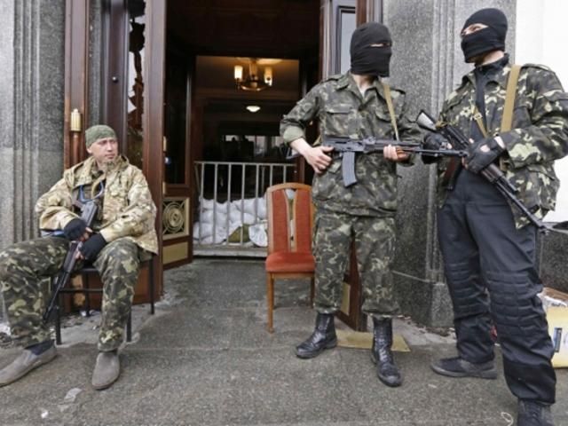 В Донецкой и Луганской областях не работают 17 окружкомов, – МВД
