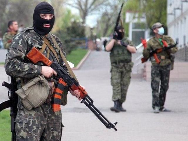 Бойовики "ДНР" захопили центральний військкомат Донецька