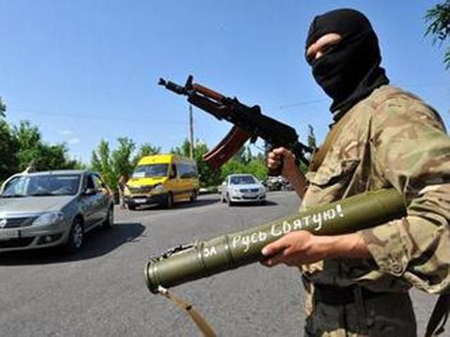 В Луганской области вооруженные боевики уничтожают списки избирателей