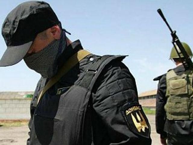 Командир батальона "Донбасс" поставил точку в истории с "Правым сектором" Командир батальона "Донбасс" поставил точку в истории с "Правым сектором"