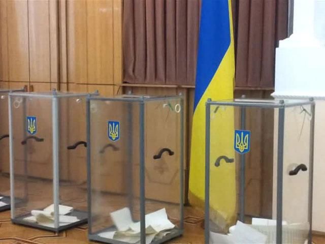 У Донецькій області вже працює 17,5% дільниць У Донецькій області вже працює 17,5% дільниць