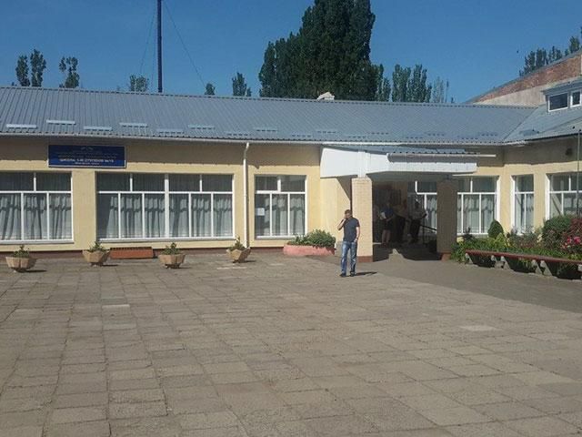 У Миколаєві 6 дільниць призупинили роботу через повідомлення про замінування