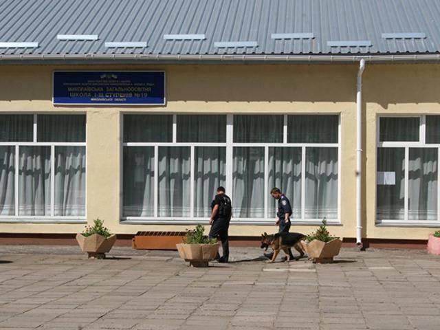 У Миколаєві повідомляють про замінування 7 виборчих дільниць У Миколаєві повідомляють про замінування 7 виборчих дільниць