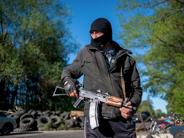 На Луганщині невідомі зі зброєю напали на виборчу дільницю