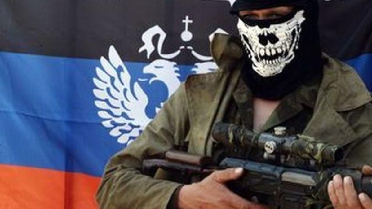 Бойовики нелегітимної "ДНР" оголосили воєнний стан Бойовики нелегітимної "ДНР" оголосили воєнний стан