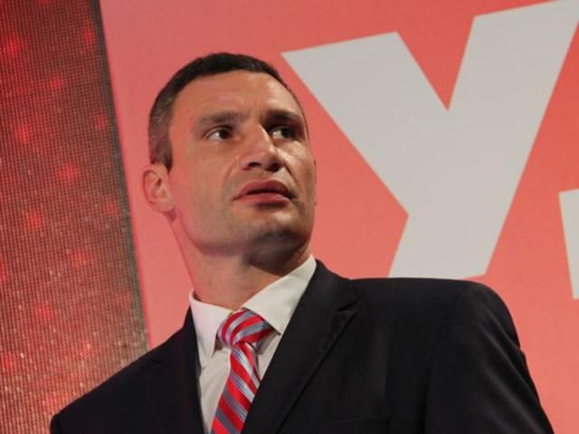 Баррикады на Майдане выполнили свою функцию и их нужно разобрать, - Кличко Баррикады на Майдане выполнили свою функцию и их нужно разобрать, - Кличко