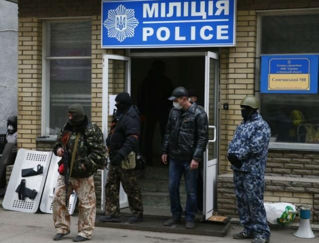 За сотрудничество с сепаратистами милиционерам грозит 10 лет тюрьмы, — Емец 
