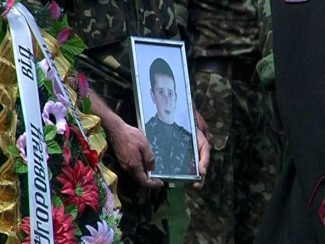 Хроника 26 мая: Донецк стал эпицентром кровавых событий, Порошенко - почти президент Хроника 26 мая: Донецк стал эпицентром кровавых событий, Порошенко - почти президент