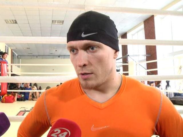 Бокс. Александр Усик впервые будет боксировать под руководством нового тренера Бокс. Александр Усик впервые будет боксировать под руководством нового тренера