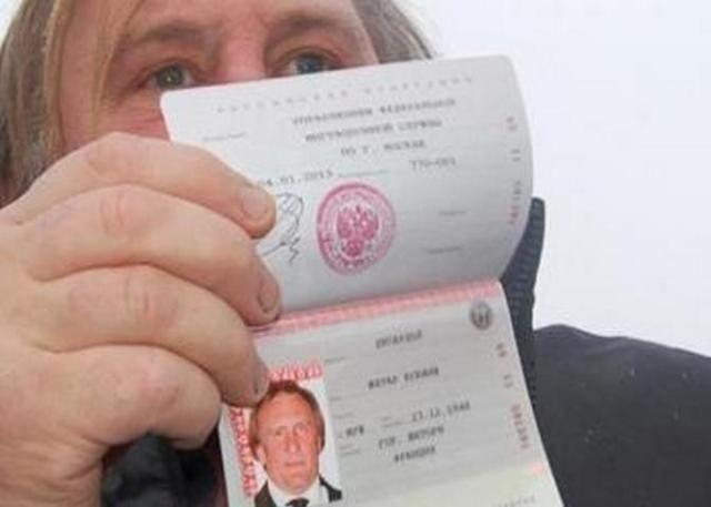 Крымчане получать загранпаспорта в Краснодарском крае и еще дальше Крымчане получать загранпаспорта в Краснодарском крае и еще дальше