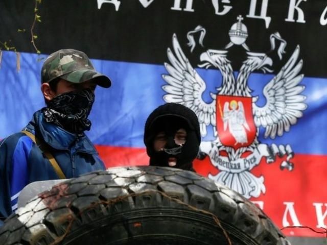 Самопровозглашенная "ДНР" вводит в Донецке комендантский час