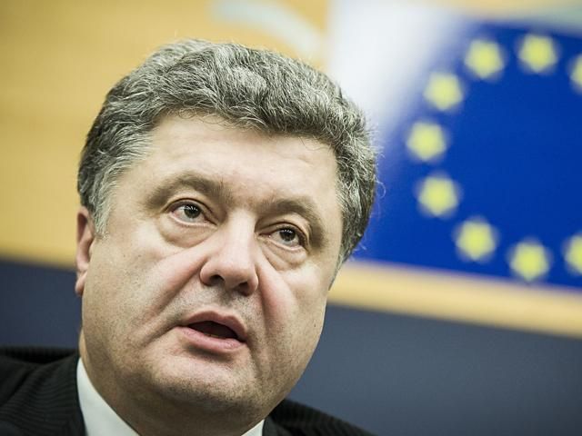 Порошенко просить прямої військової допомоги США, — ЗМІ Порошенко просить прямої військової допомоги США, — ЗМІ
