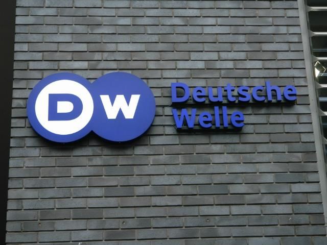 Два німецьких канали відкликають своїх кореспондентів з Донецька Два німецьких канали відкликають своїх кореспондентів з Донецька