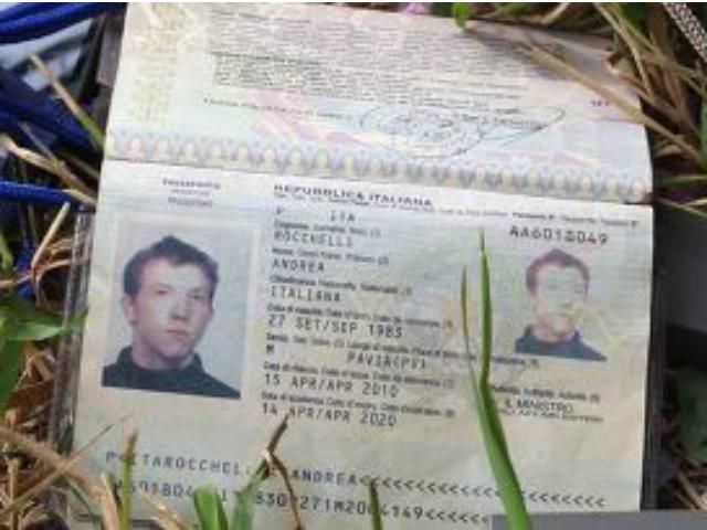 В Рим доставлено тело итальянского фотографа, который погиб в Славянске В Рим доставлено тело итальянского фотографа, который погиб в Славянске