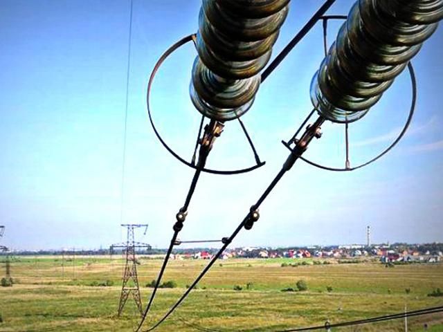 Україна призначила продавцем електроенергії у Крим "Укрінтеренерго" Україна призначила продавцем електроенергії у Крим "Укрінтеренерго"