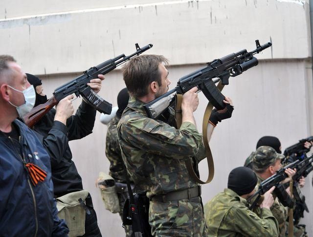 У сепаратистів є сучасна зброя і підтримка ззовні, — Білий дім У сепаратистів є сучасна зброя і підтримка ззовні, — Білий дім