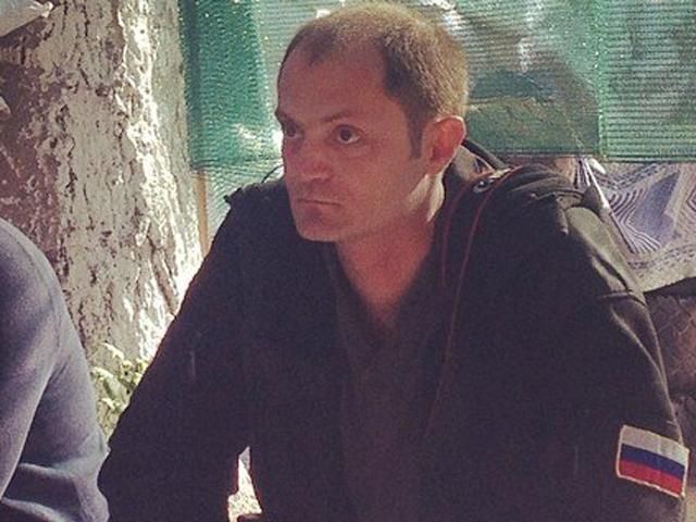 Журналісту "Комсомольської правди" заборонили в’їзд в Україну на 5 років Журналісту "Комсомольської правди" заборонили в’їзд в Україну на 5 років