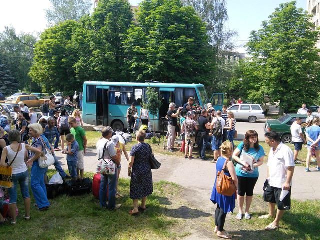 Зі Слов'янська дітей вивезли до Криму, — представник омбудсмена 