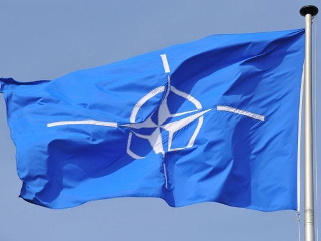 ПА НАТО закликає вжити твердіших санкцій проти Росії
