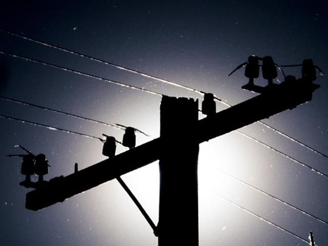 По последствиям непогоды в Украине 79 населенных пунктов - без электричества