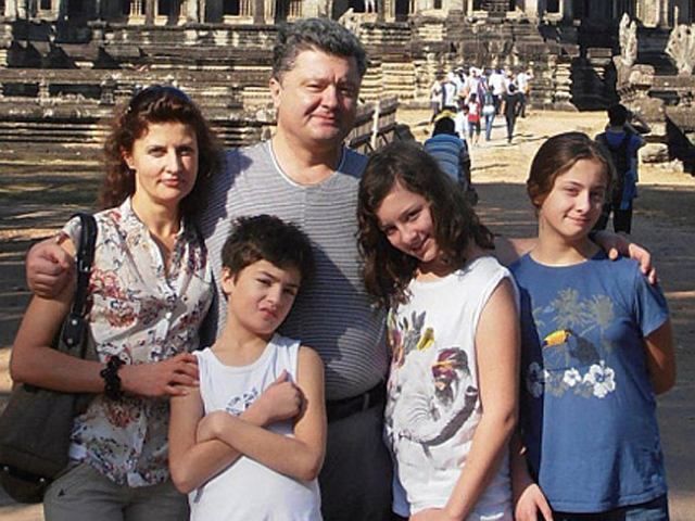 До Дня захисту дітей: Українські політики й їхні діти (Фото) До Дня захисту дітей: Українські політики й їхні діти (Фото)