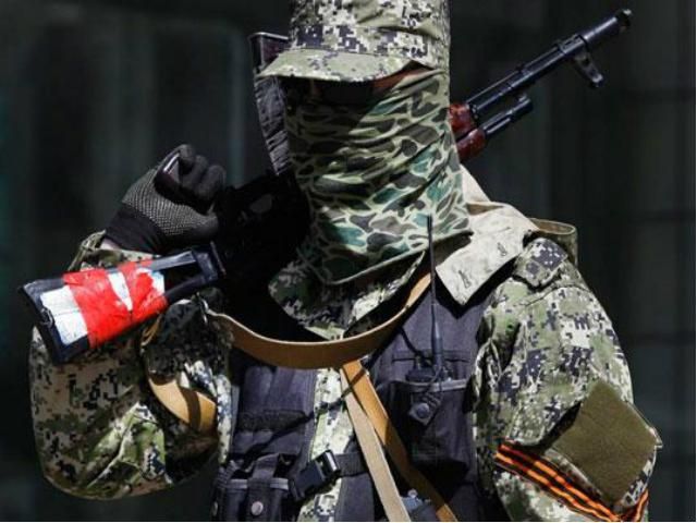 58% росіян за те, щоб дати терористам в Україні зброю 
