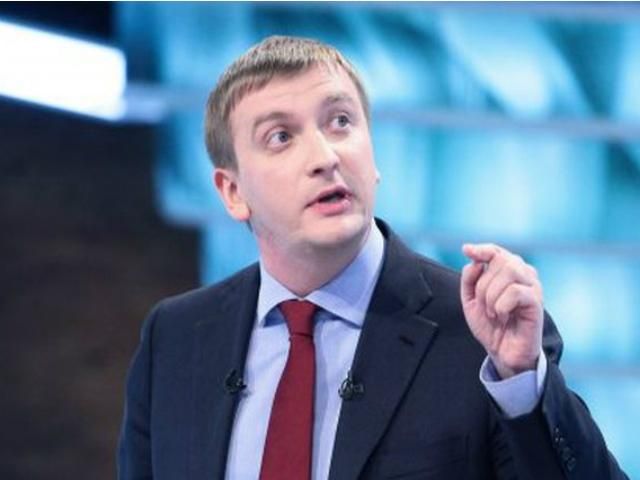 Центробанком Росії вкрав 300 кг золота зі сховища Ощадбанку в Криму, — Петренко Центробанком Росії вкрав 300 кг золота зі сховища Ощадбанку в Криму, — Петренко