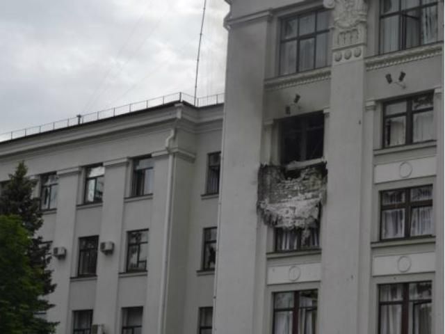 От взрыва в Луганской обладминистрации погибли по меньшей мере 2 человека, - ОГА От взрыва в Луганской обладминистрации погибли по меньшей мере 2 человека, - ОГА