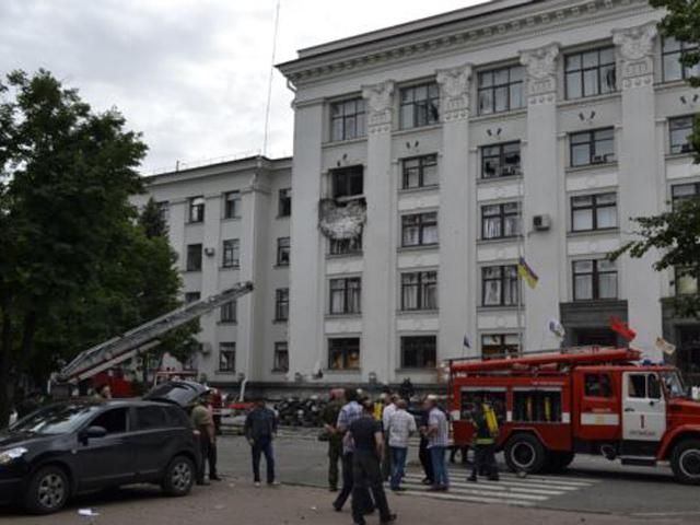 Террористы сами попали ракетой в Луганскую ОГА, - генерал ВСУ