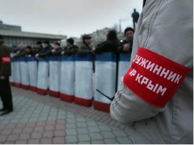 Затриманого у Сімферополі журналіста відвезли до лікарні Затриманого у Сімферополі журналіста відвезли до лікарні