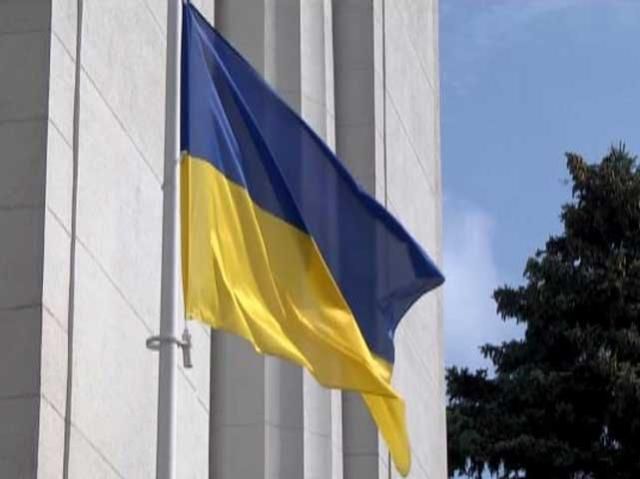 В парламенте готовят новую Конституцию, со "слабым" президентом В парламенте готовят новую Конституцию, со "слабым" президентом