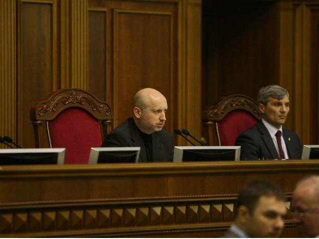 Турчинов предлагает провести инаугурацию президента 7 июня Турчинов предлагает провести инаугурацию президента 7 июня