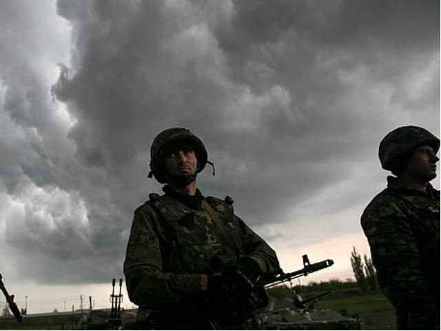 АТО під Слов'янськом триває. Інформація про загиблих військових перевіряється, — Селезньов АТО під Слов'янськом триває. Інформація про загиблих військових перевіряється, — Селезньов