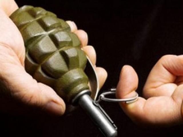 У Нікополі міліціонери виявили посилку з гранатами У Нікополі міліціонери виявили посилку з гранатами